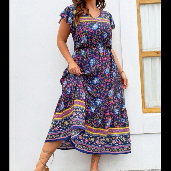 Boho Plus Size Floral Paisley Print V Neck Dress - Picture 2 of 9